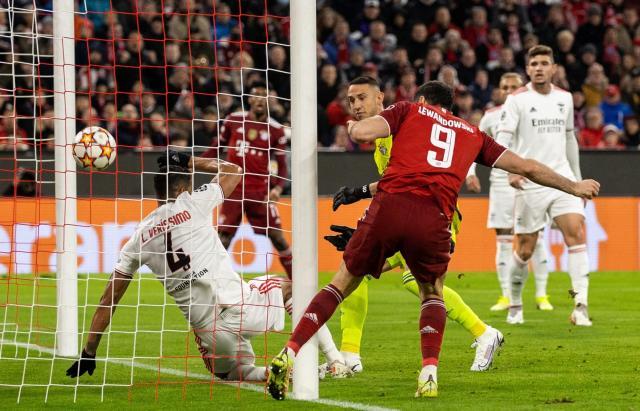 欧冠客户端下载-【欧冠】莱万3球1助攻 拜仁5比2本菲卡提前两轮出线